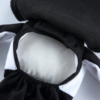 Détails de notre déguisement pingouin pour chat et chien