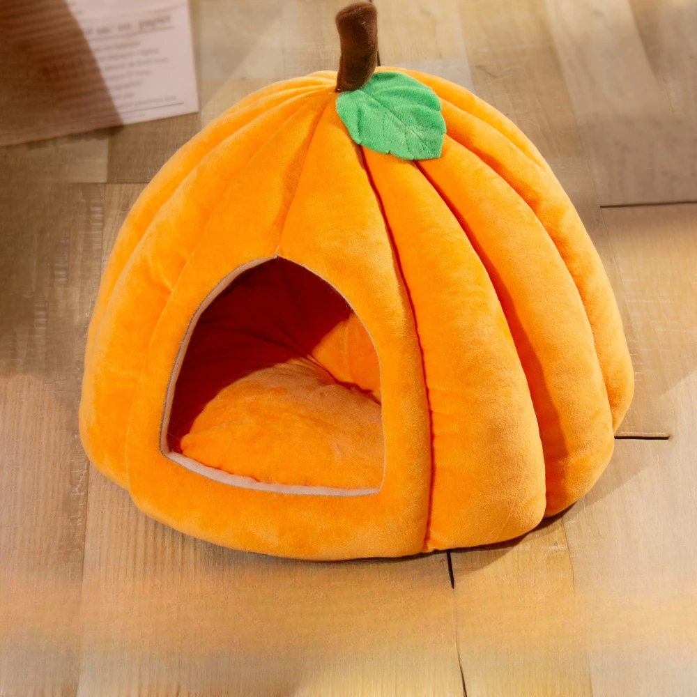 Facilité d'entretien avec notre couchage confortable citrouille pour chat