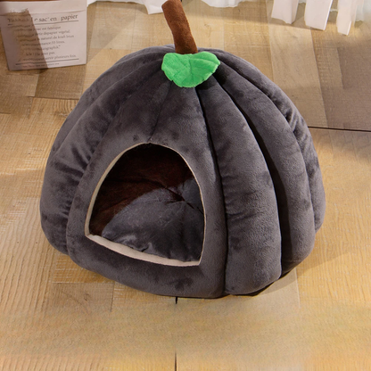 Couchage confortable citrouille noire pour chat