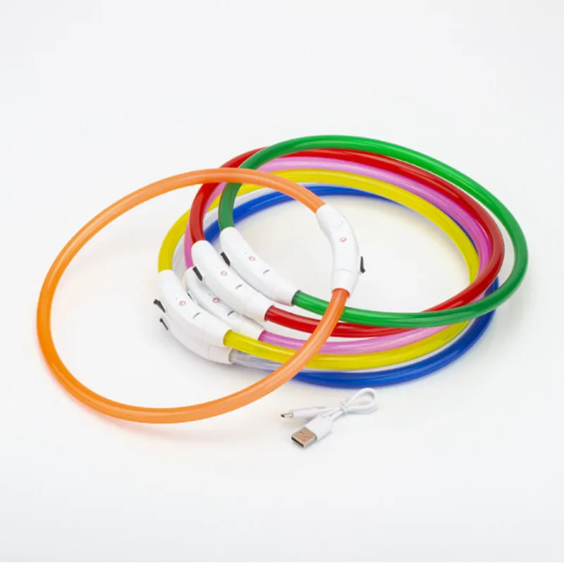 Gamme de collier à LED pour chien