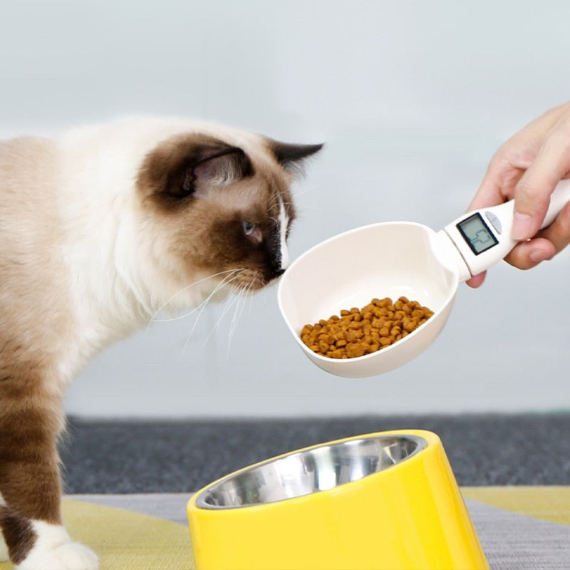 Cuillère balance électronique pour croquettes de chat