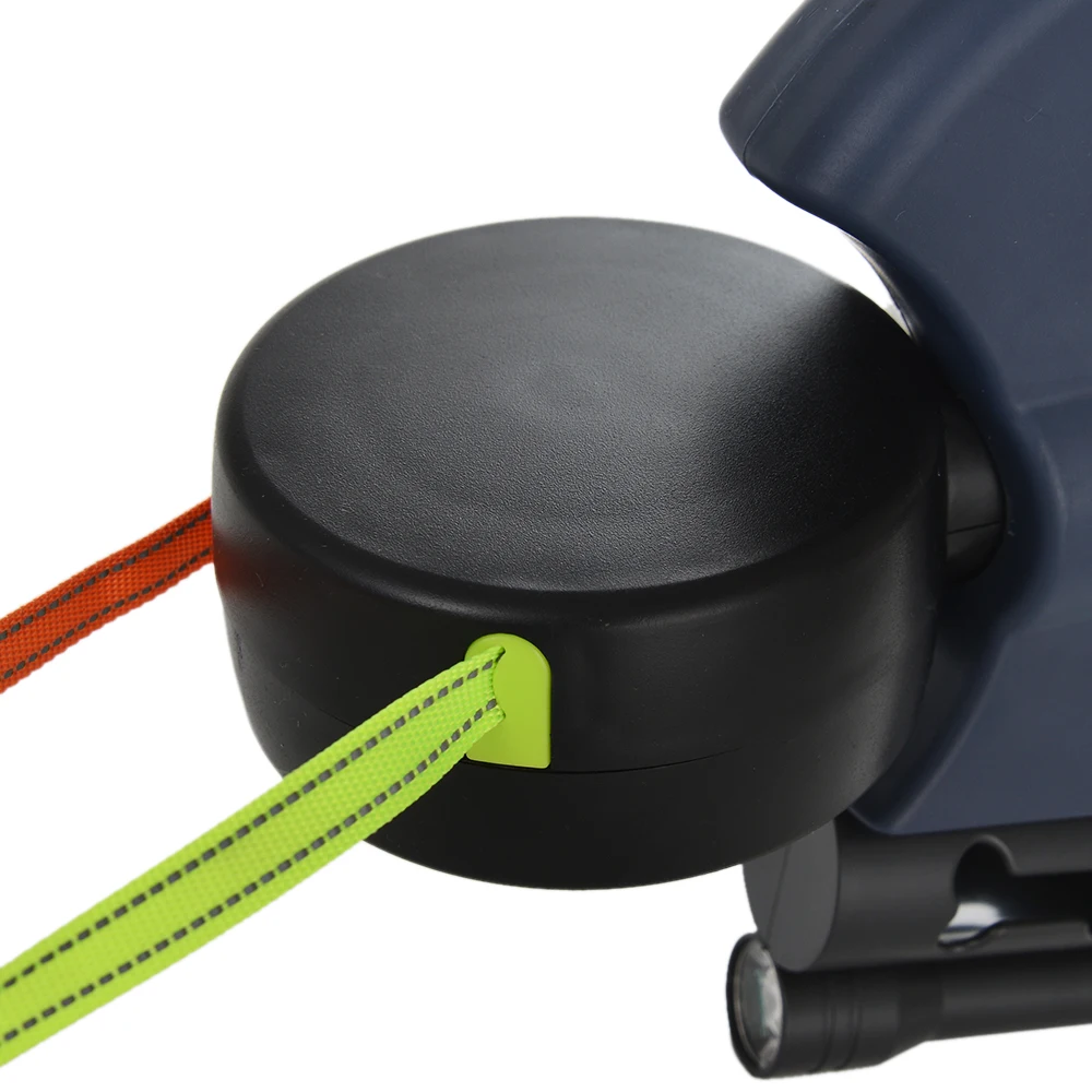 Laisse rétractable double qui offre une liberté de mouvement à 360°