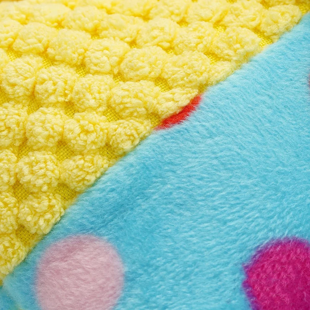 Détails de notre peluche à mâcher pour chien - Poussin