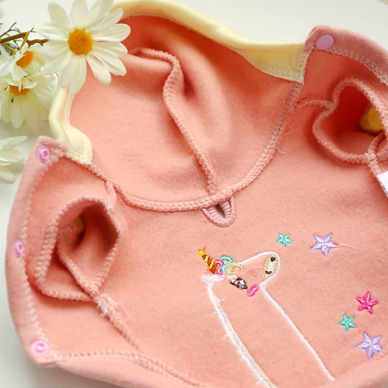 Détails du pull à capuche licorne pour chien