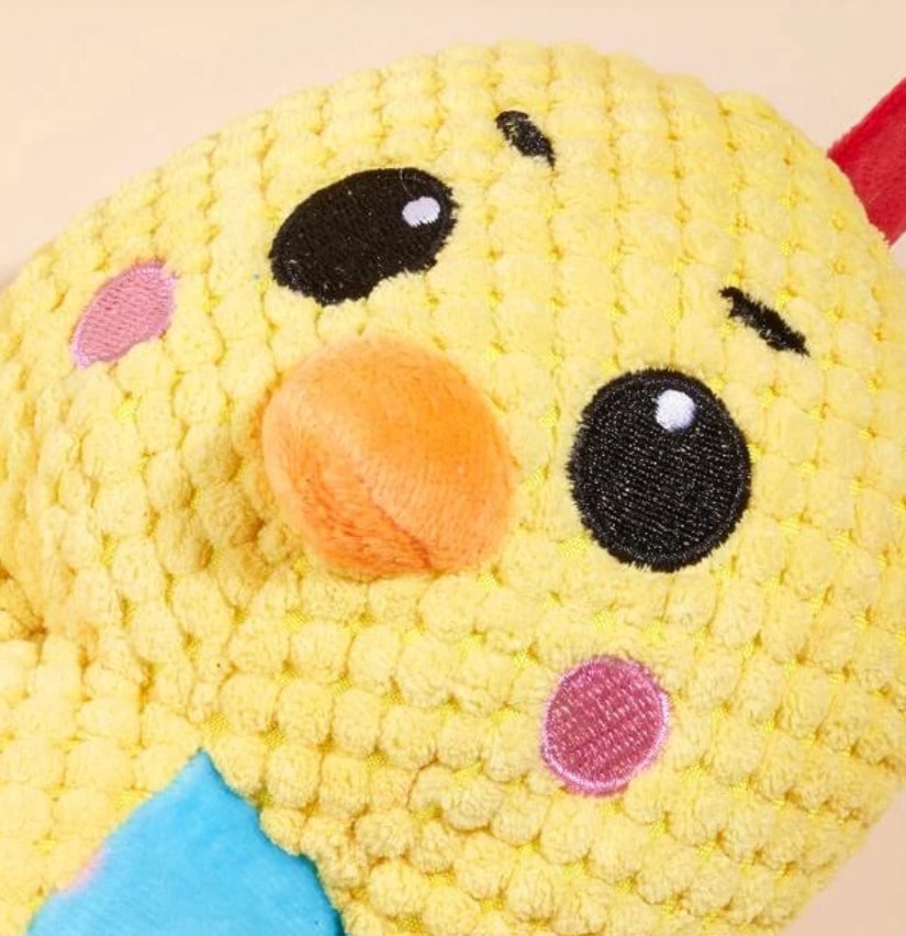 Détails de notre peluche à mâcher pour chien - Poussin