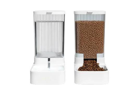 Grand distributeur automatique d'eau ou croquettes