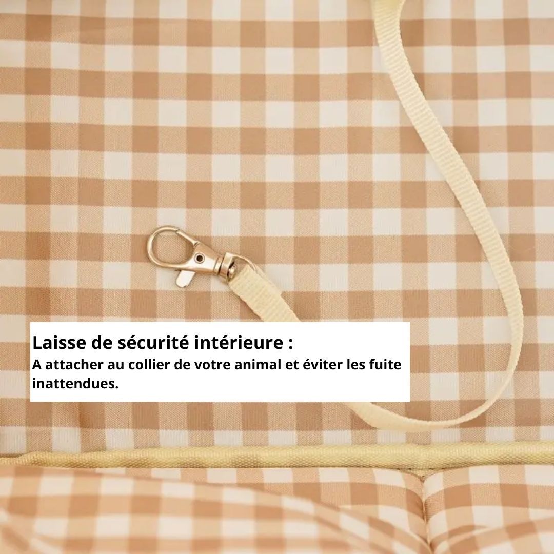 Laisse de sécurité à l'intérieur de notre sac de transport confortable pour petit chien et chat