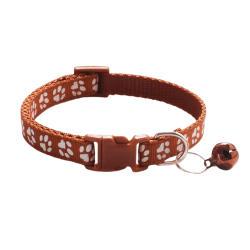 Collier marron foncé avec clochette pour chat