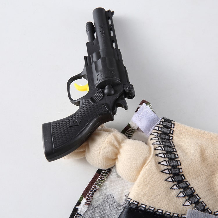 Détails de notre déguisement militaire pour chat et chien