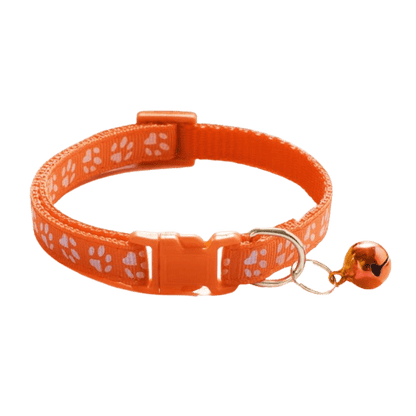 Collier orange avec clochette pour chat