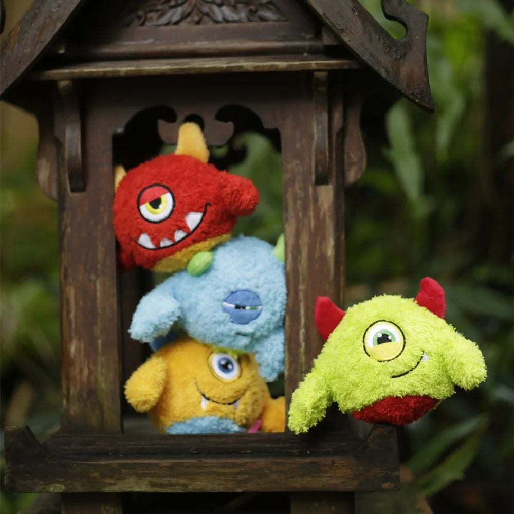 Matériaux confortables et durables de notre peluche monstre interactif pour chien