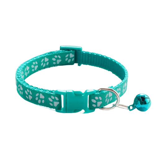 Collier bleu clair avec clochette pour chat